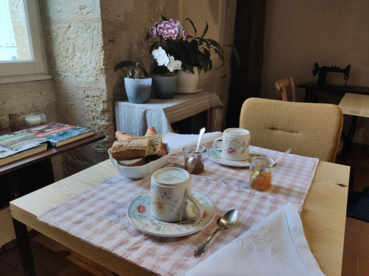Le Reve D'Alice Bed & Breakfast Saint-Puy Екстериор снимка
